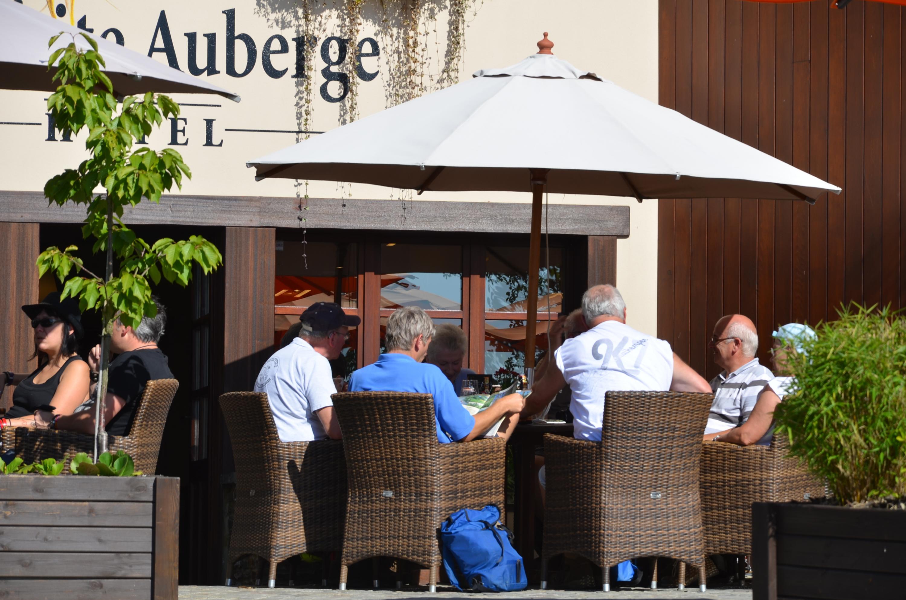 DE 'P'TITE AUBERGE'